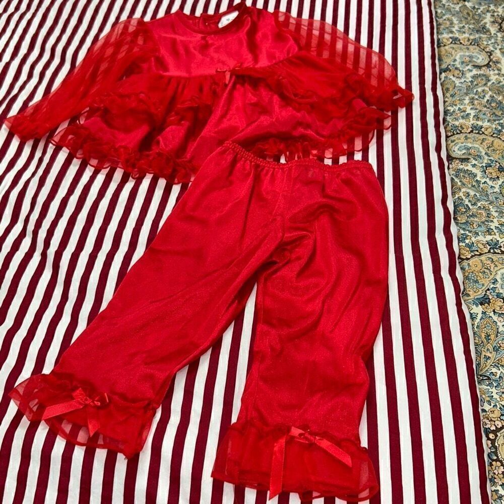 Laura dare silk pajama set sz24